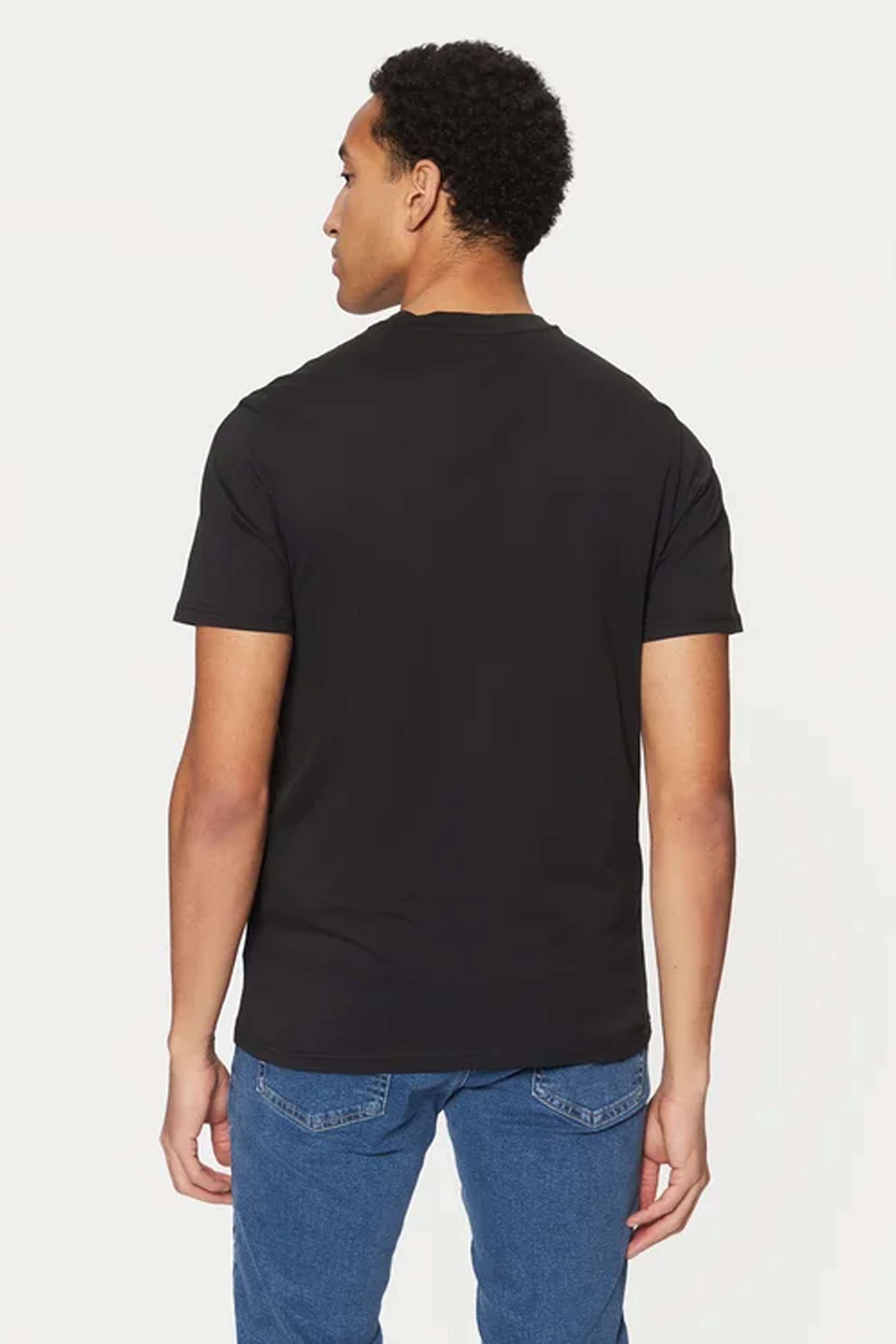 T-S manches courtes  Guess jeans U4BM03 KCAM1 JBLK Jet Black A996