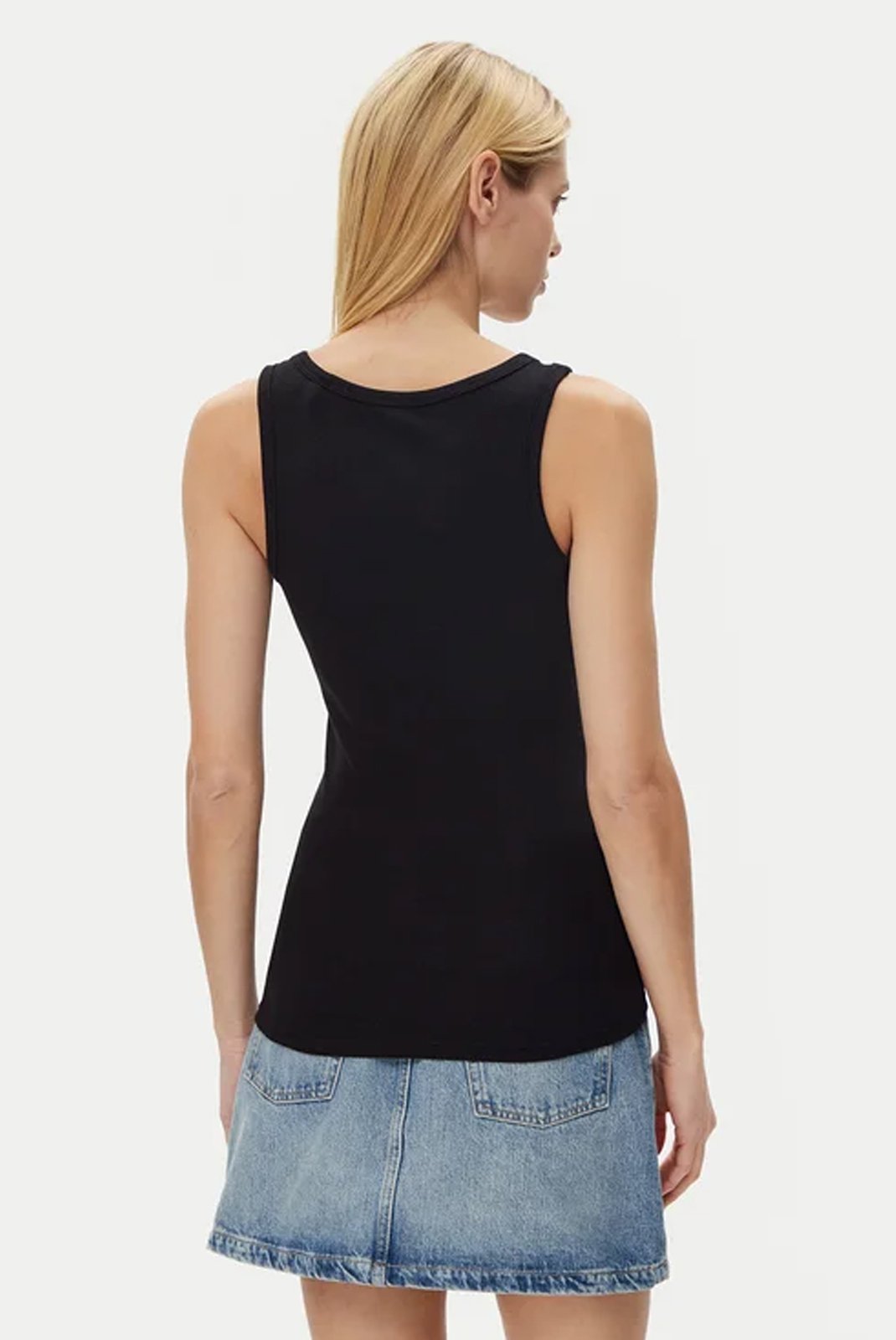 Top   Guess jeans W5GP29 KA0H1 JBLK Jet Black A996