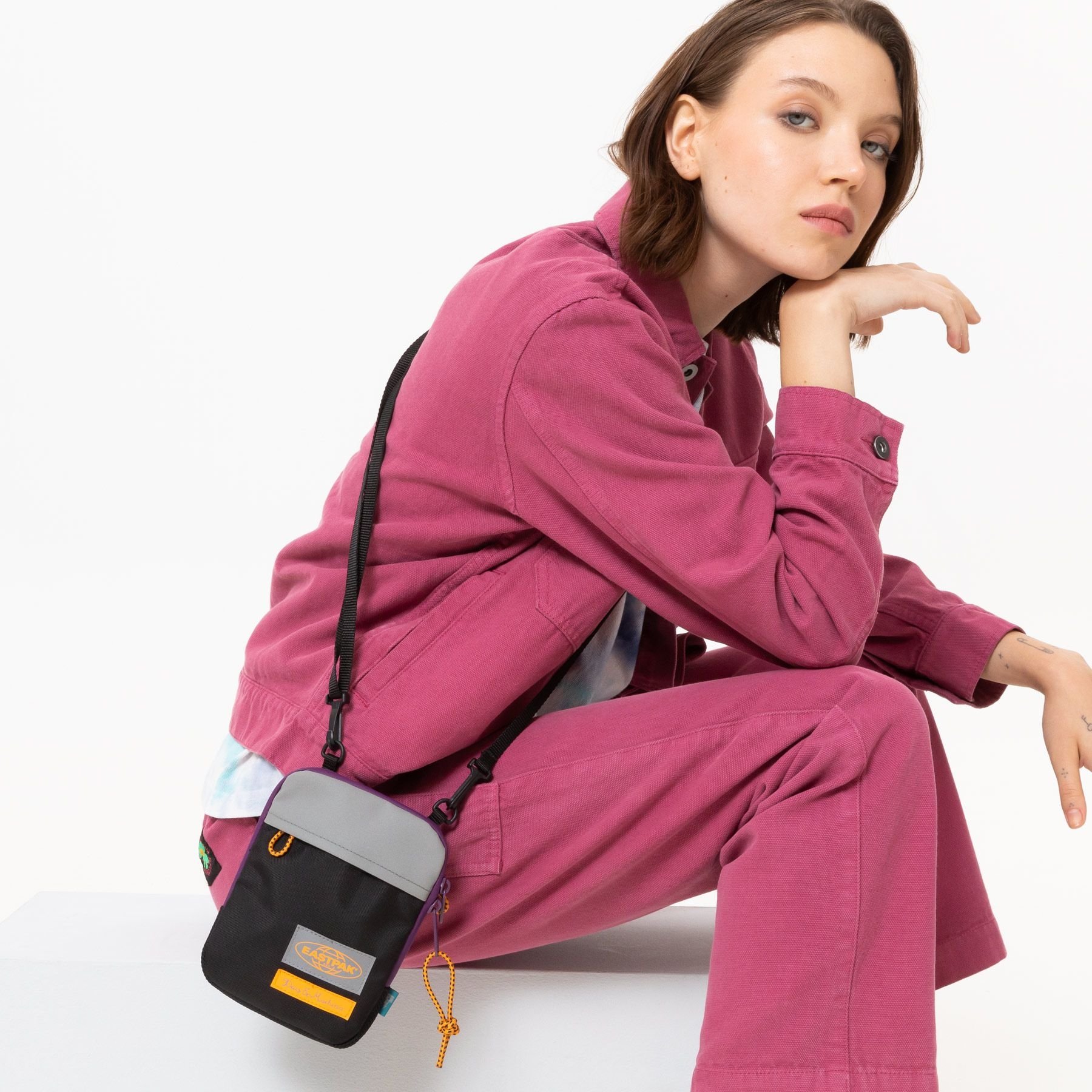 Sac porté épaule  Eastpak EK0007247C71 Deus Black