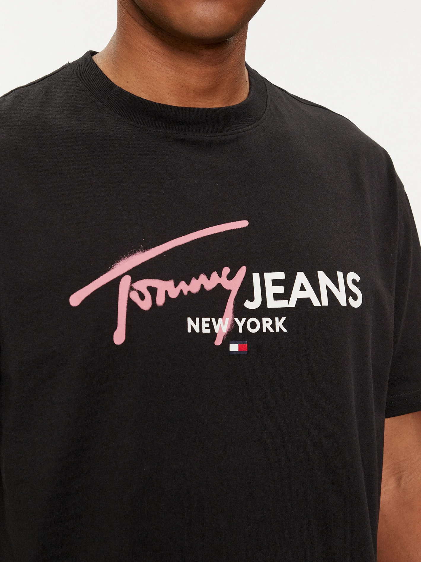 T-S manches courtes  Tommy Jeans DM0DM18572 BDS Black