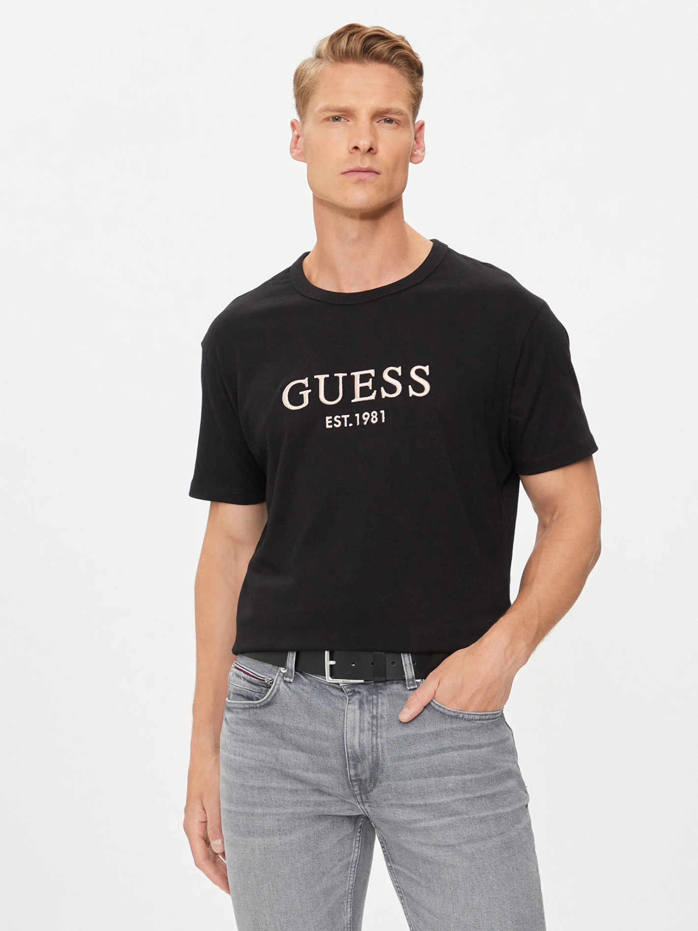 T-S manches courtes  Guess jeans M4YI17 I3Z14 JBLK Jet Black A996